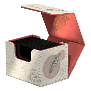 Ultimate Guard Sidewinder 100+ Xenoskin Harry Potter Deck-Box mit offenem Deckel und Karten.