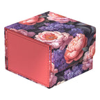 Ultimate Guard Sidewinder 133+ Xenoskin Deck-Box mit floralem Muster, ideal für Kartenschutz.